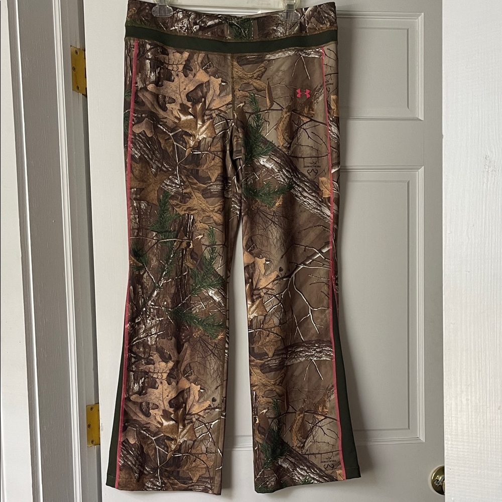 Under Armour Camouflage Realtree Scent Control Women's Flare Leg Pants